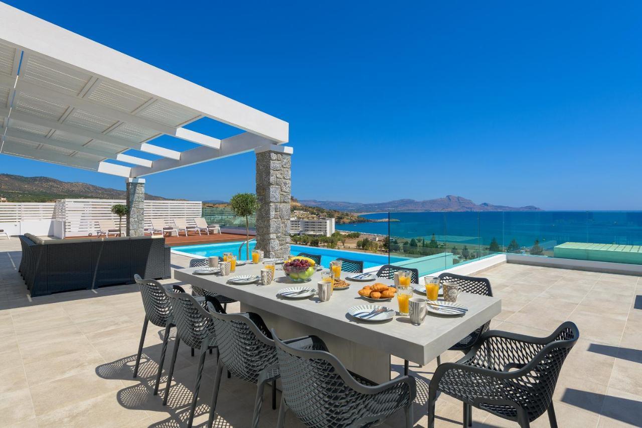 Hermes With Pool & Jacuzzi In