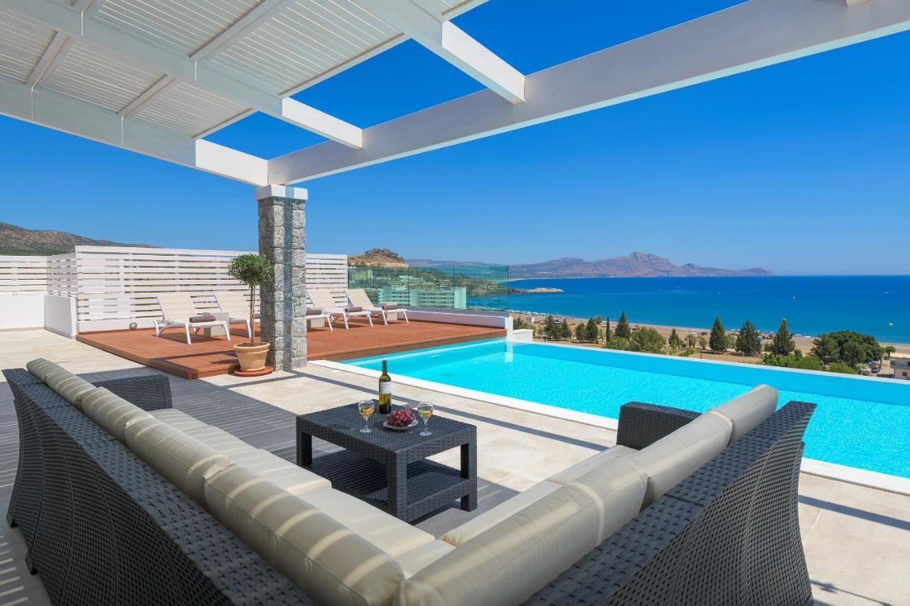 Villa Hermes With Pool & Jacuzzi In *